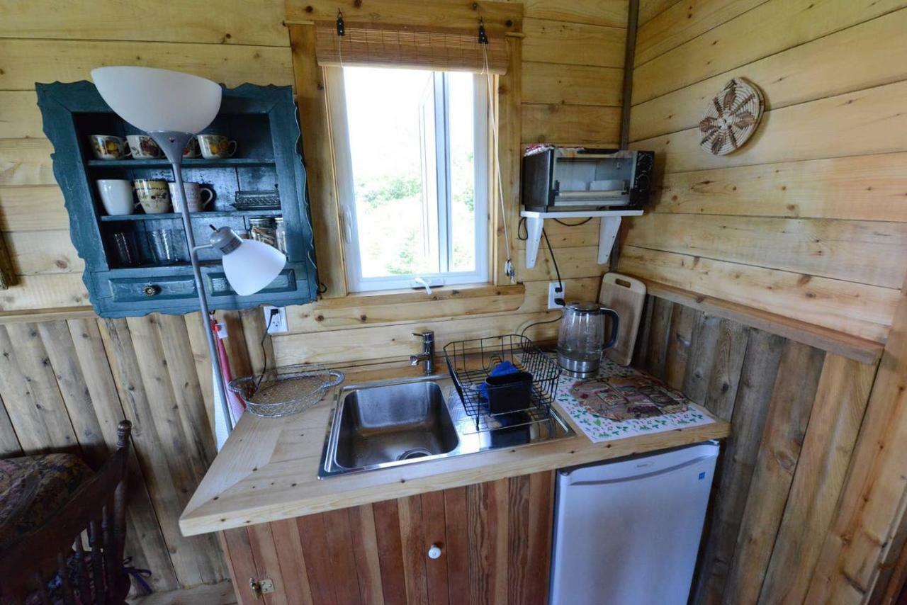 Maregold Centre - Juniper Cabin And Rose Cabin Victoria Beach エクステリア 写真